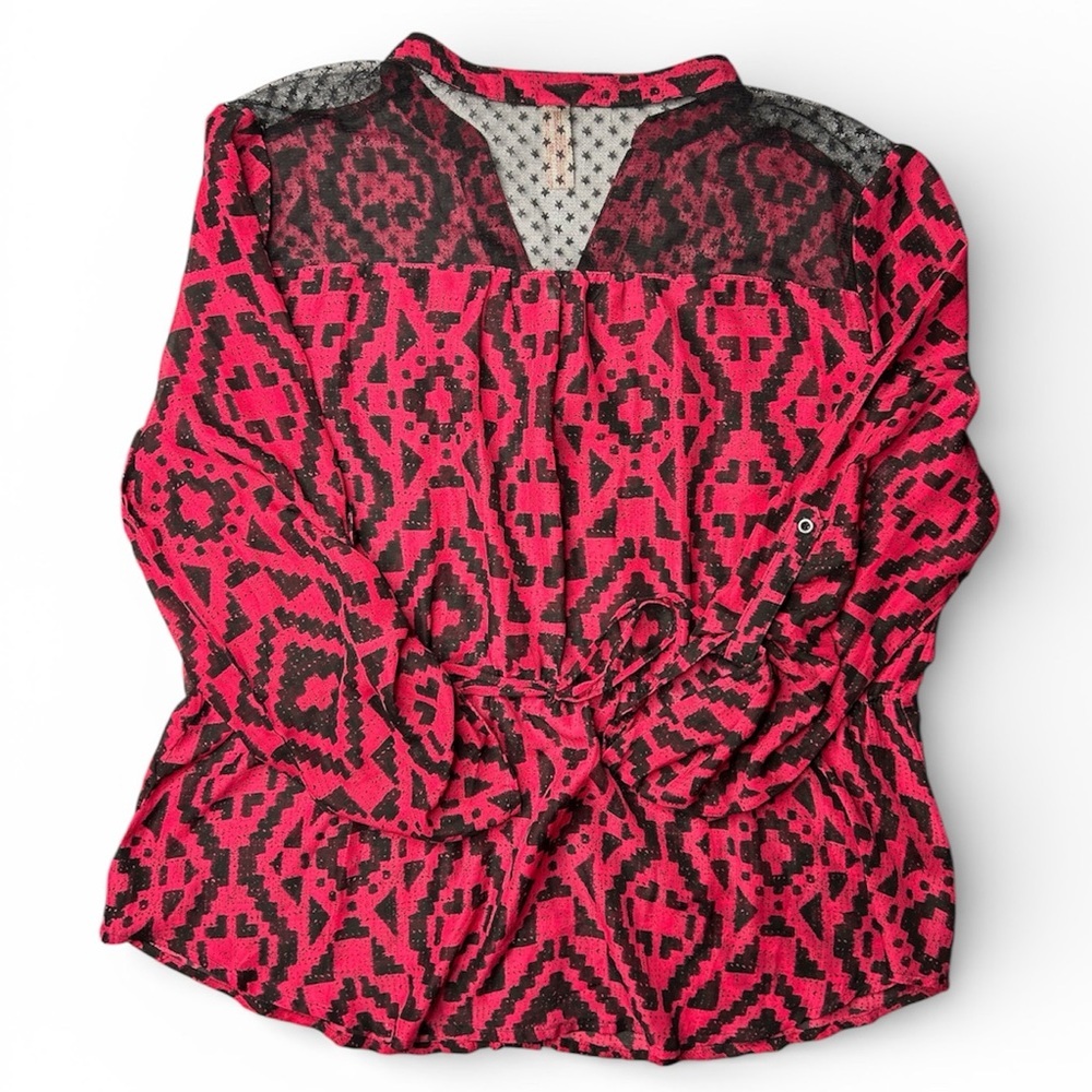 No Boundaries Geometric Pink and Black Blouse - Picture 4 of 9
